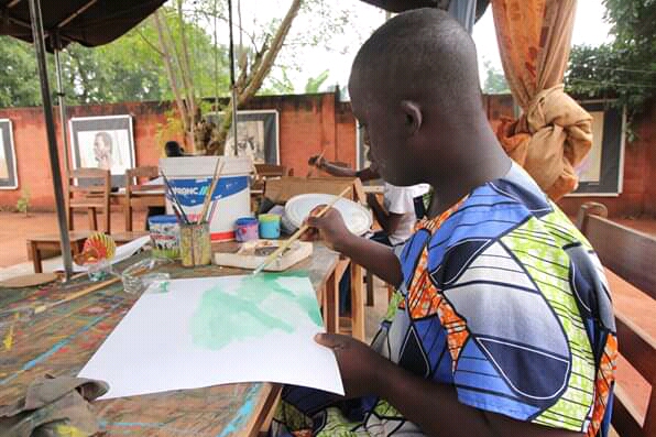 Atelier d'art-thérapie — Vie et Solidarité à Porto Novo