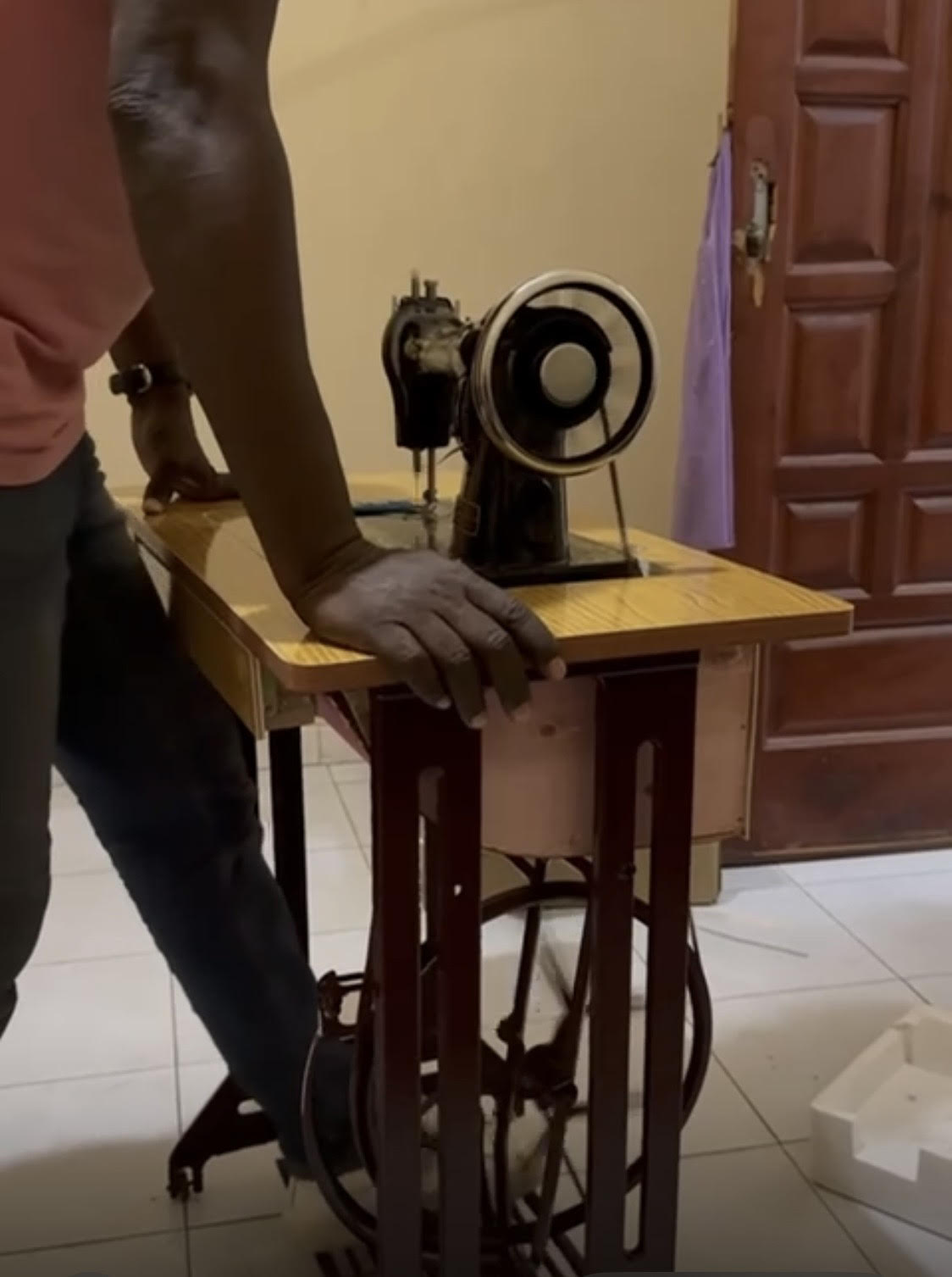 Don de 3 machines à coudre — Espoir pour Tous